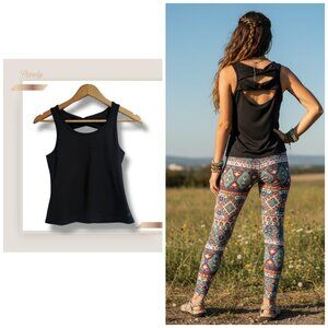 🌿Freely Women's XS Black Athletic Tank Top with Crossover Back